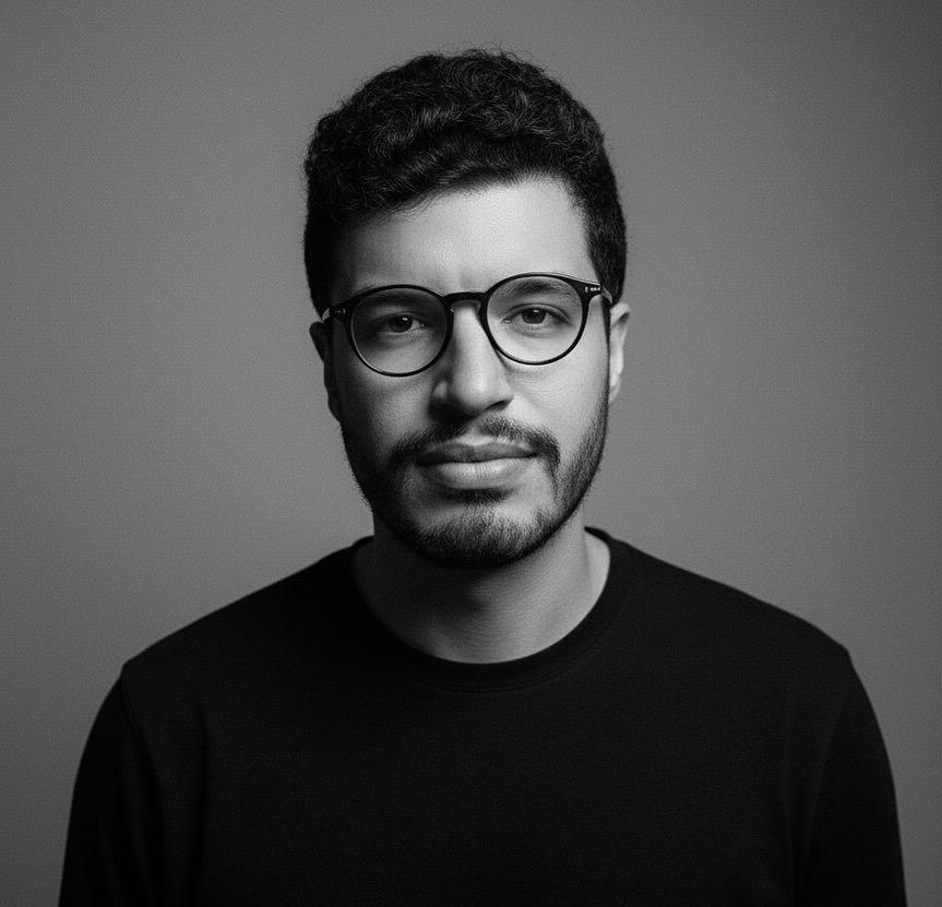 Portrait professionnel du Dr. Zayd Ouzerara, médecin interniste spécialisé en hépato-gastroentérologie aux Hôpitaux Universitaires de Genève